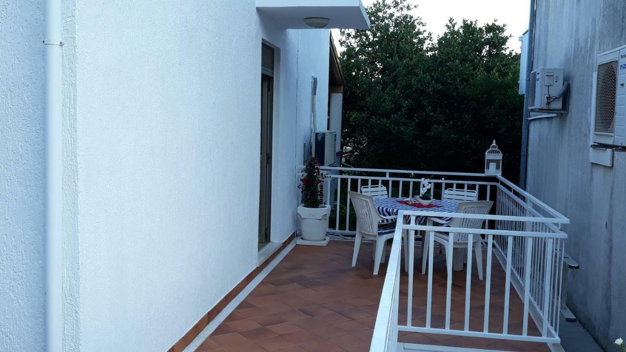 Vesna - Your Best Choice - 80 M From Beach Затон Екстериор снимка