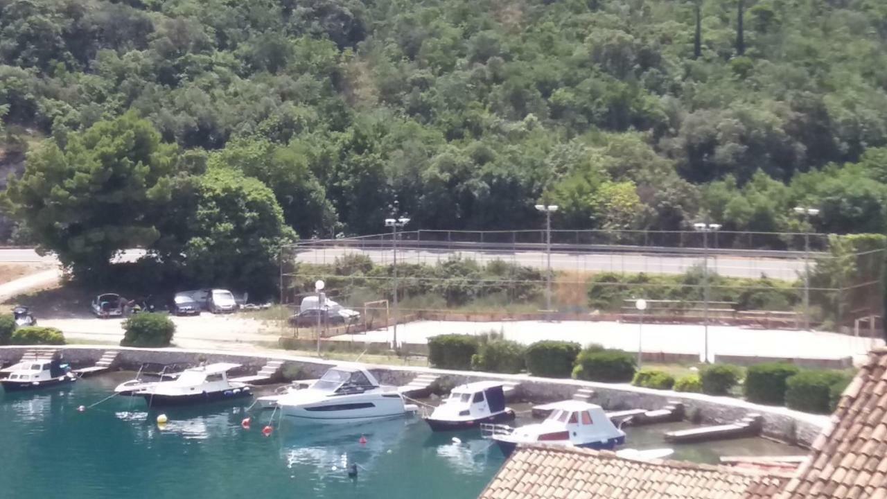 Vesna - Your Best Choice - 80 M From Beach Затон Екстериор снимка