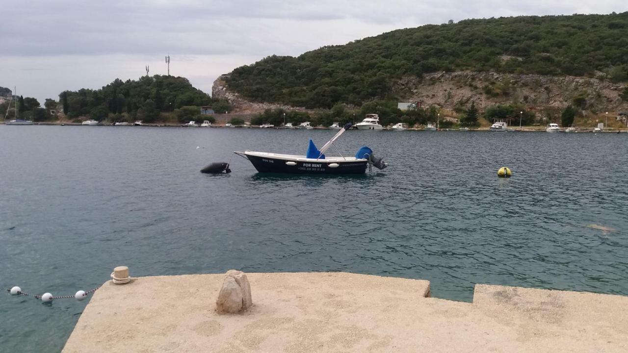 Vesna - Your Best Choice - 80 M From Beach Затон Екстериор снимка
