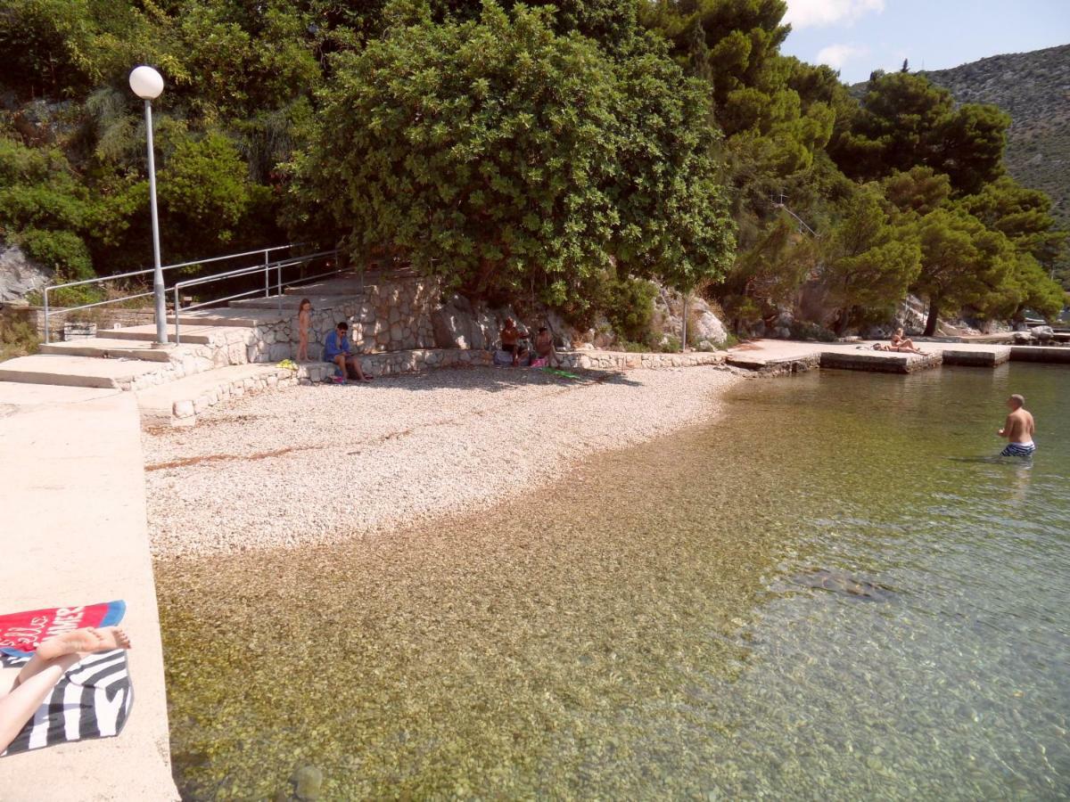 Vesna - Your Best Choice - 80 M From Beach Затон Екстериор снимка